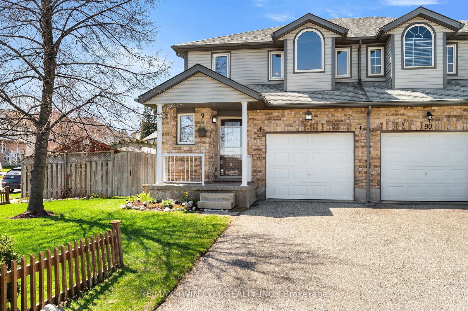 92-snowdrop-crescent-kitchener-ontario-x13089658