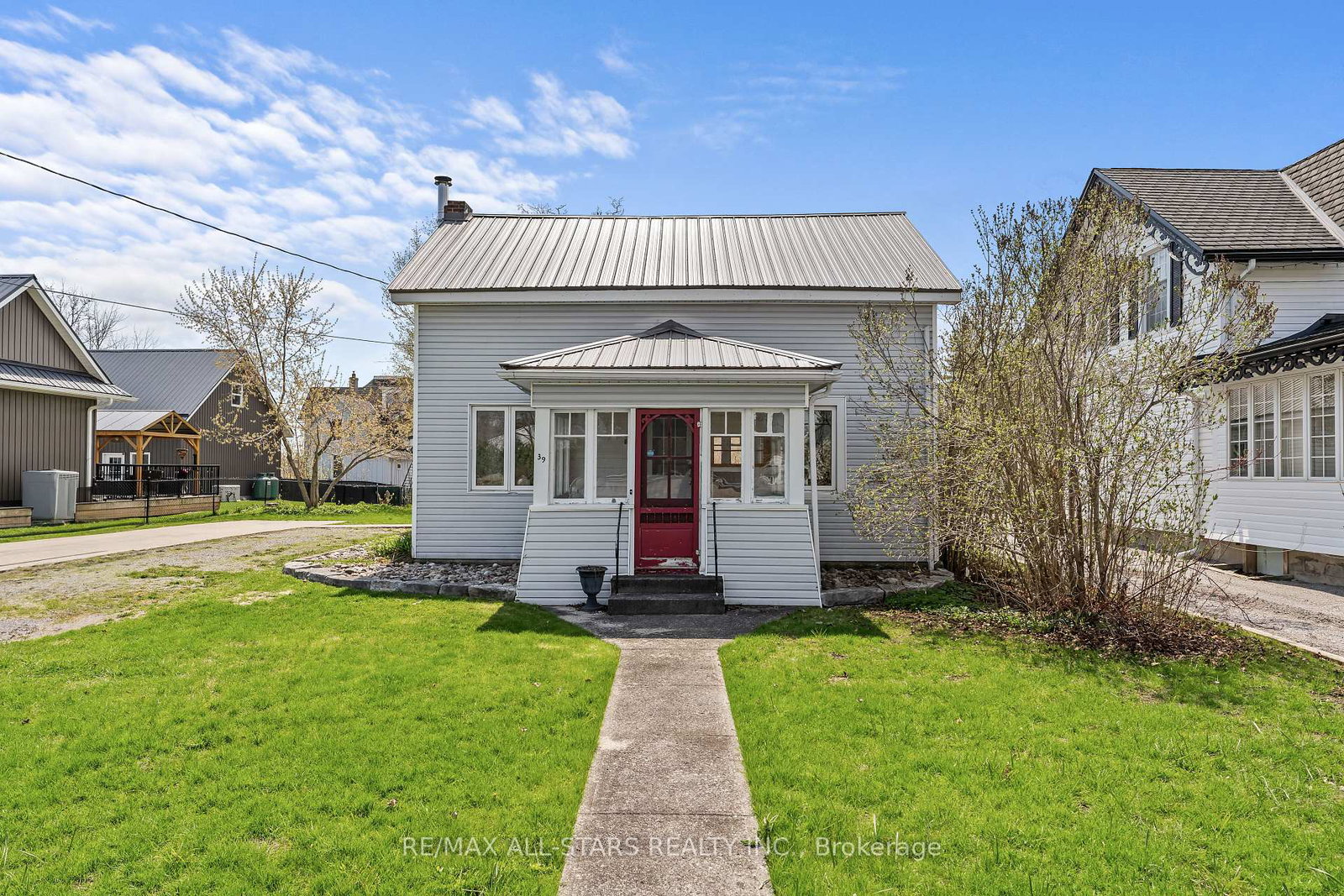 39-francis-street-w-kawartha-lakes-ontario-x13089712