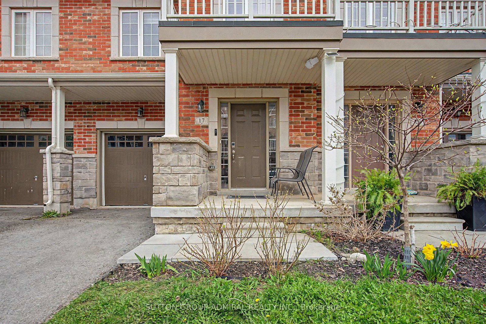 17-savage-drive-hamilton-ontario-x13089744
