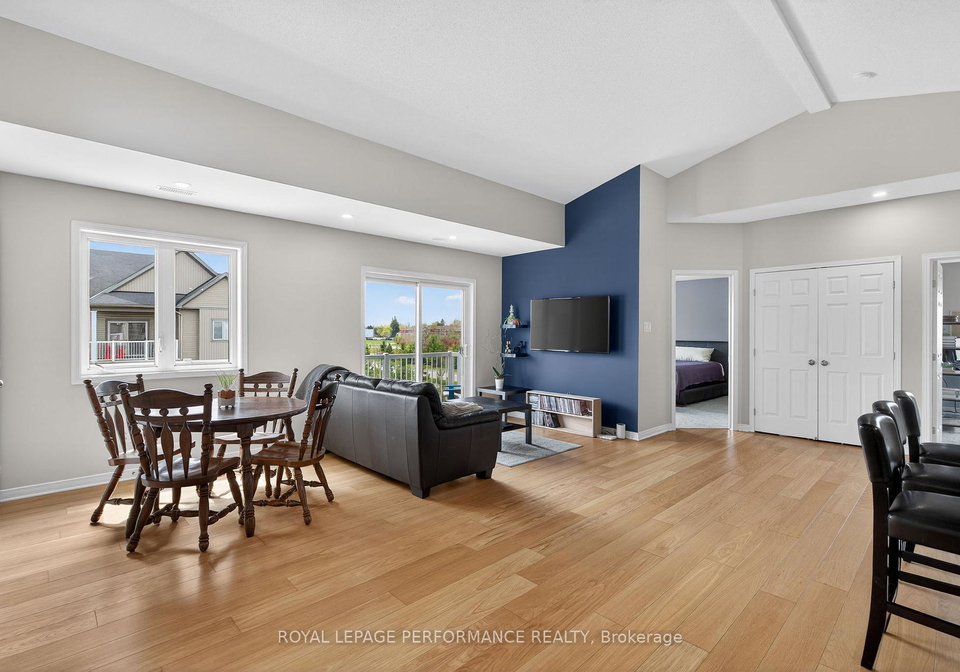104-sternes-private-ottawa-ontario-x13089764
