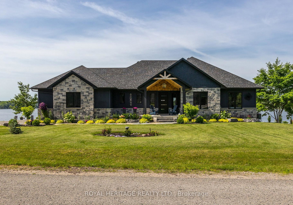 74-fire-route-70-route-trent-lakes-ontario-x13089884