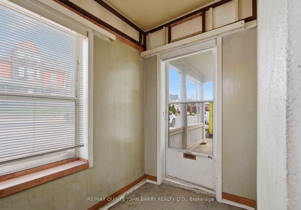 175-king-street-quinte-west-ontario-x13089908