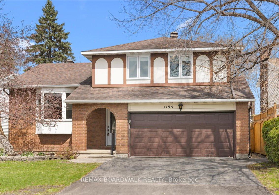 1195-st-jerome-crescent-ottawa-ontario-x13090030