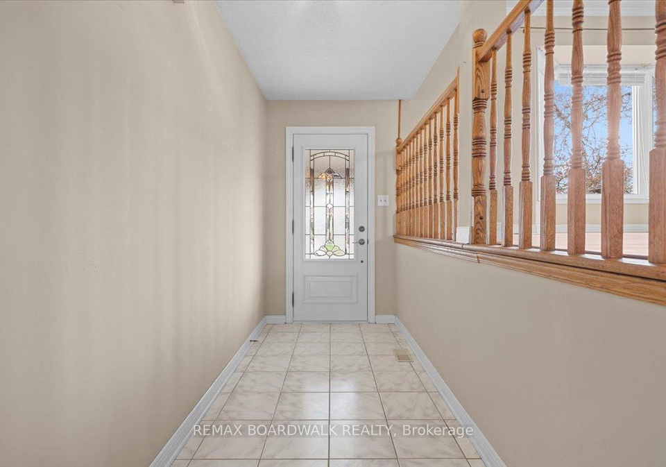 1195-st-jerome-crescent-ottawa-ontario-x13090030