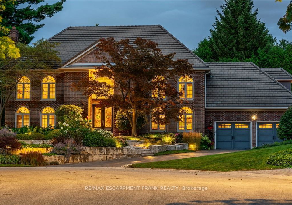 45-peppertree-crescent-hamilton-ontario-x13090236