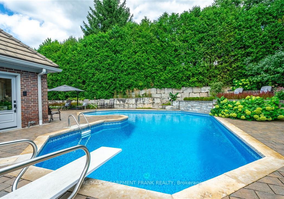 45-peppertree-crescent-hamilton-ontario-x13090236