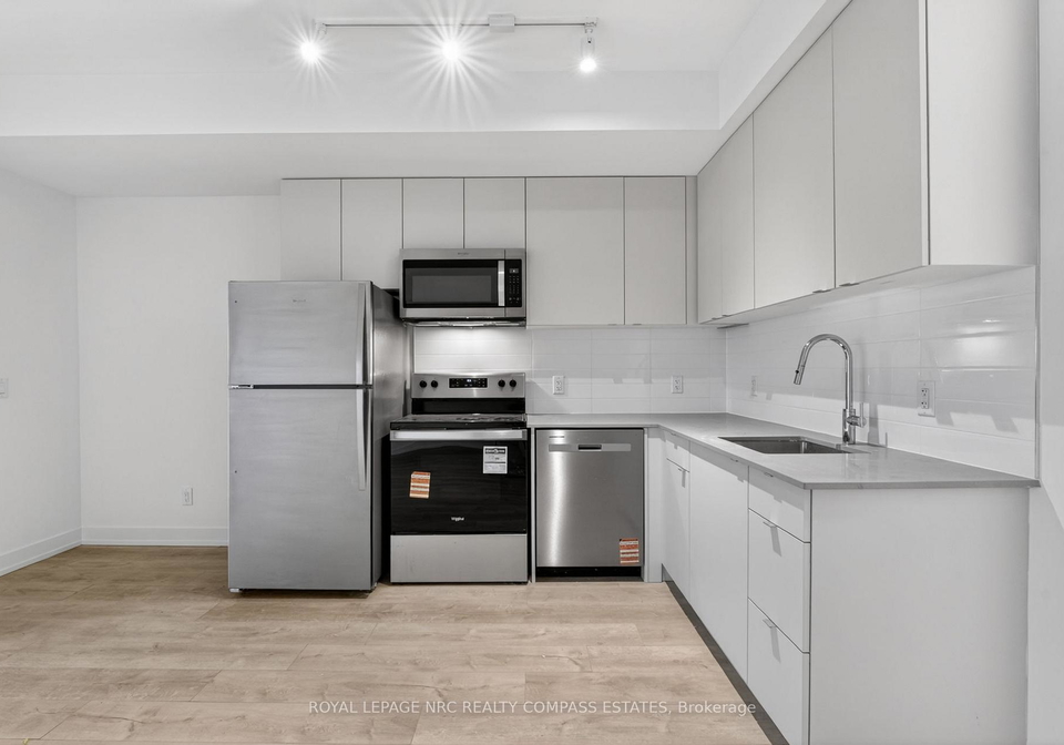 16-melbourne-avenue-st-catharines-ontario-x13090300