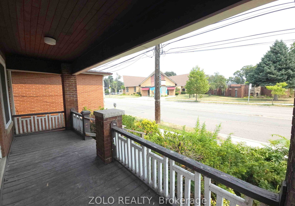 1504-king-street-e-hamilton-ontario-x13090330