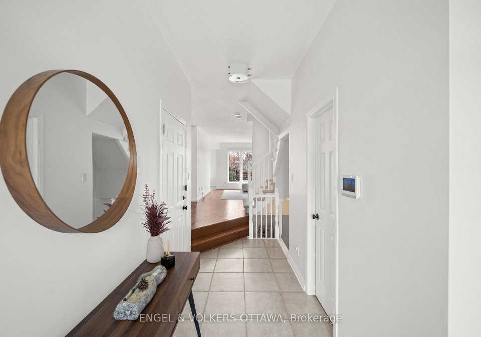 5-kimberwick-crescent-ottawa-ontario-x13090372