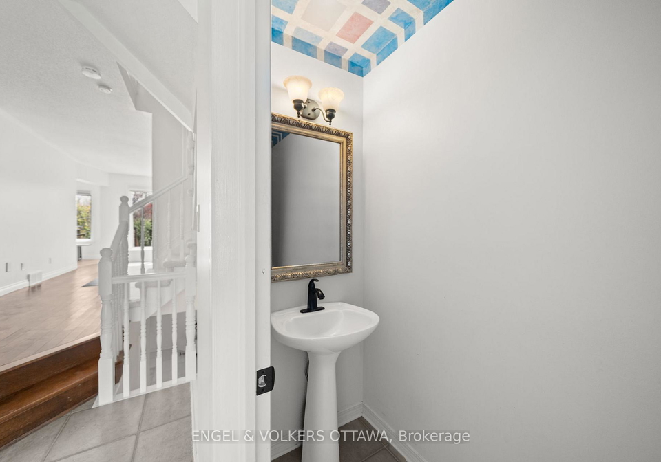 5-kimberwick-crescent-ottawa-ontario-x13090372