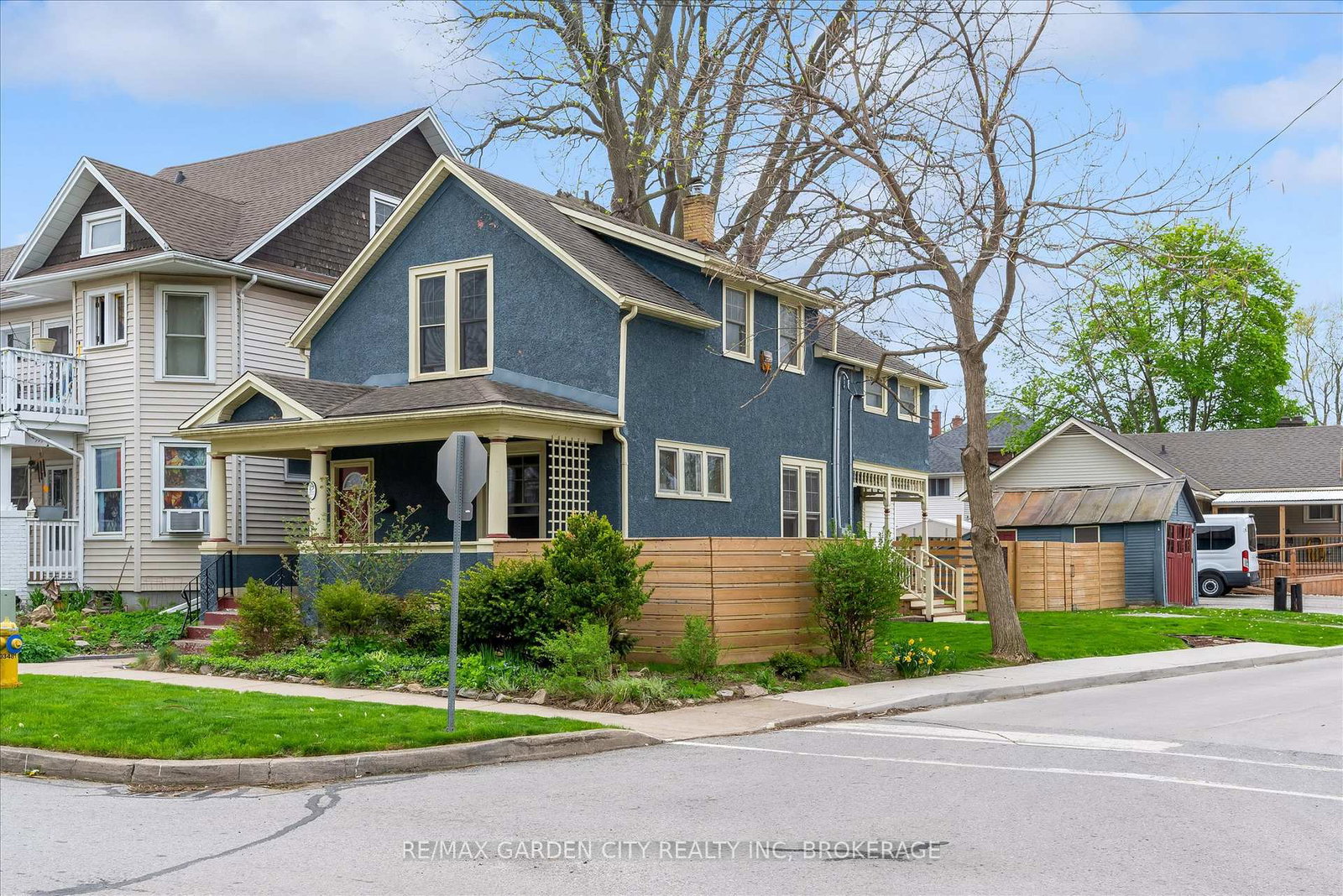 19-thomas-street-st-catharines-ontario-x13090534