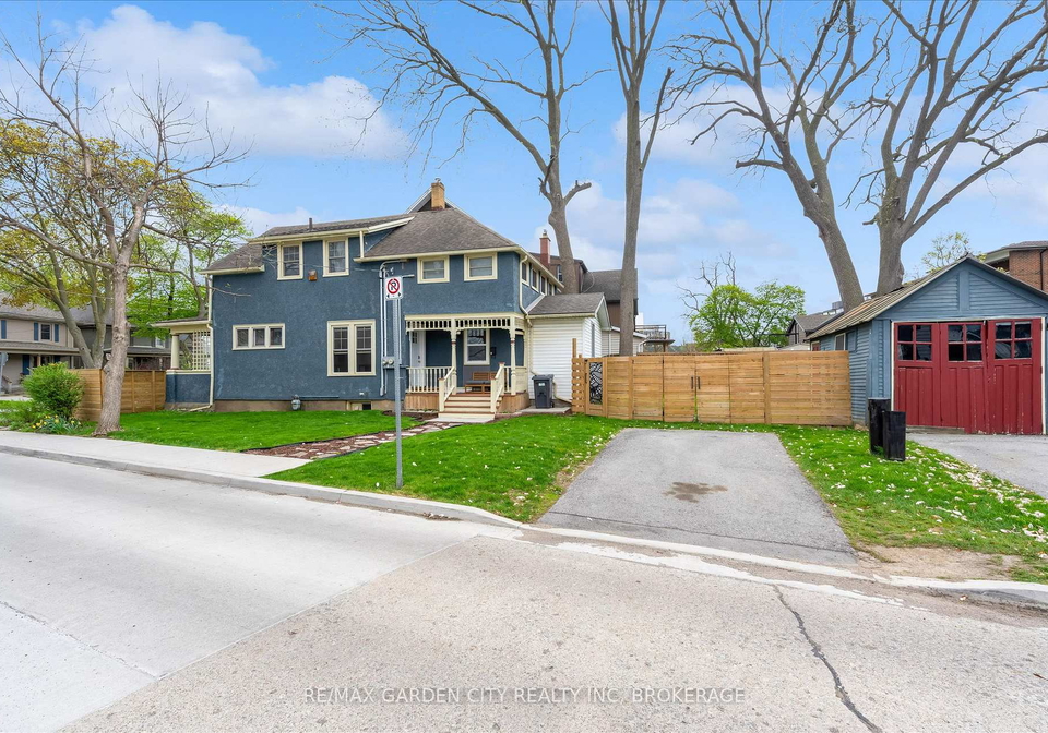 19-thomas-street-st-catharines-ontario-x13090534