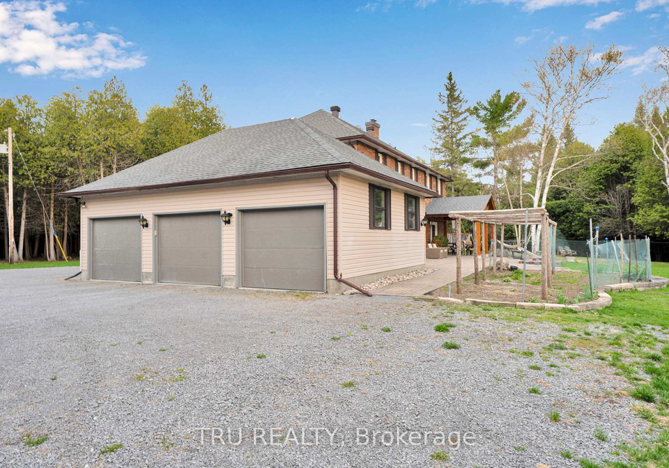 2529-marshwood-road-ottawa-ontario-x13090712