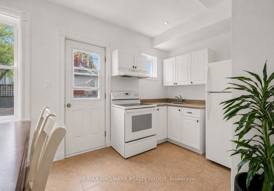 1308-shillington-avenue-ottawa-ontario-x13090820