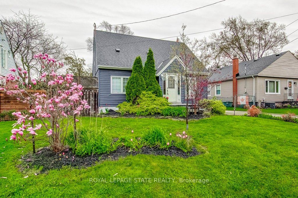 114-second-street-n-hamilton-ontario-x13090896
