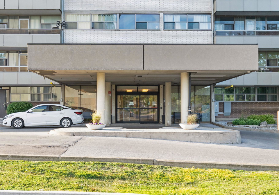 215-glenridge-avenue-st-catharines-ontario-x13091076