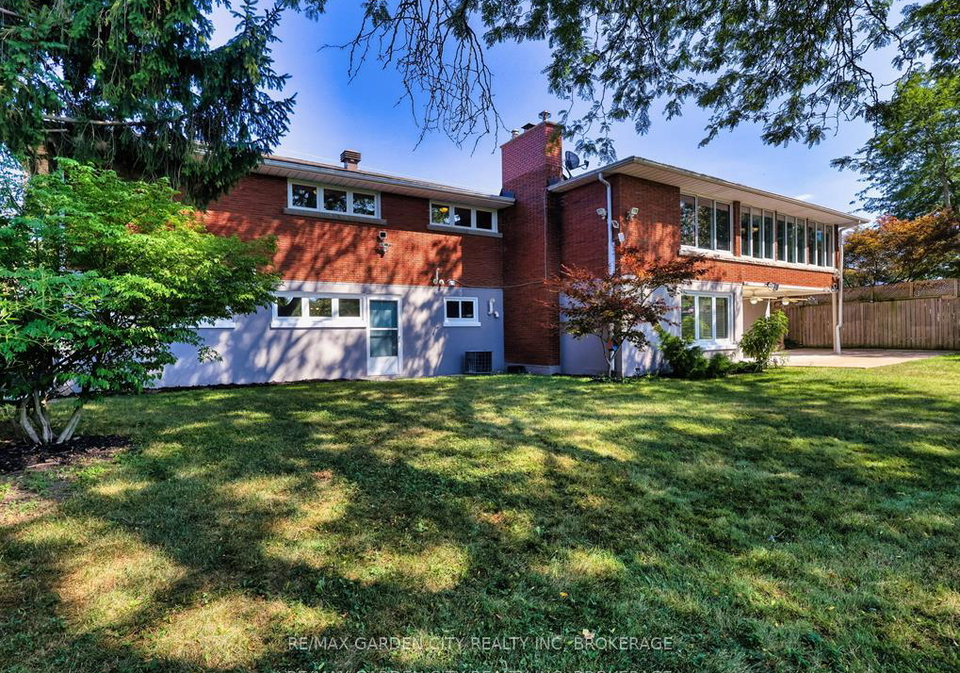 28-marsdale-drive-st-catharines-ontario-x13091096