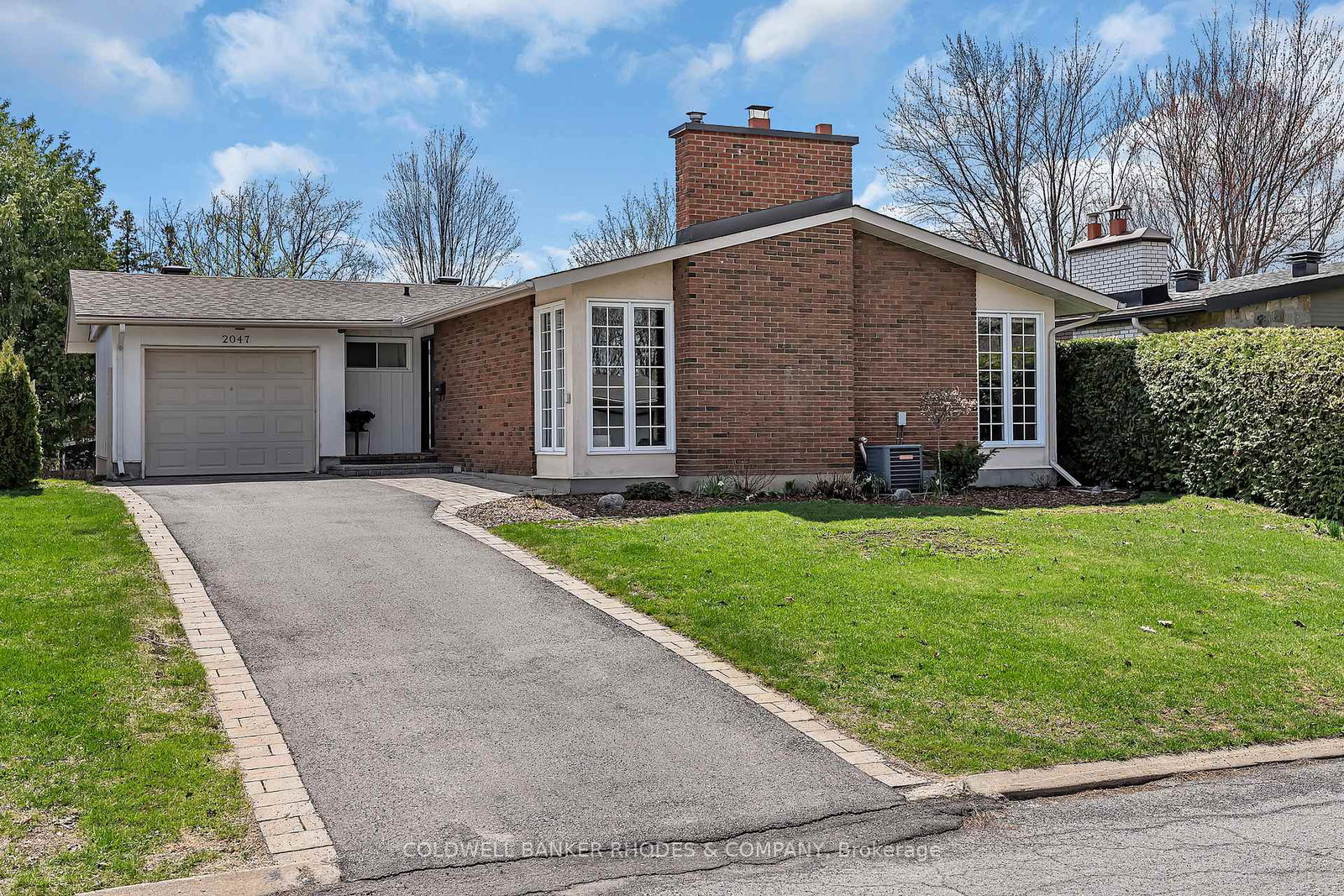 2047-woodglen-crescent-ottawa-ontario-x13091184