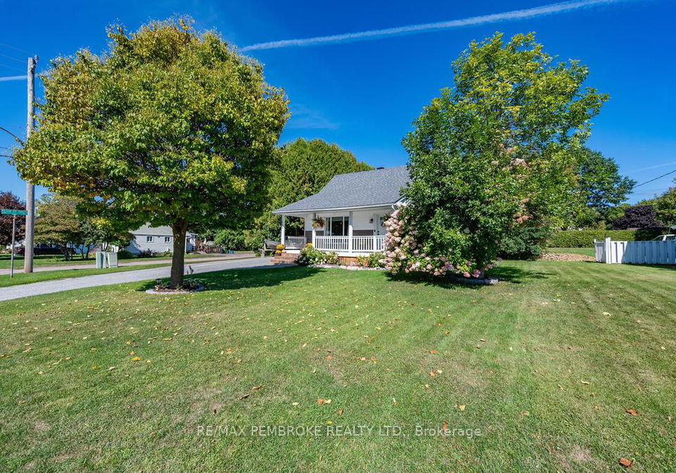 325-chamberlain-street-pembroke-ontario-x13091208
