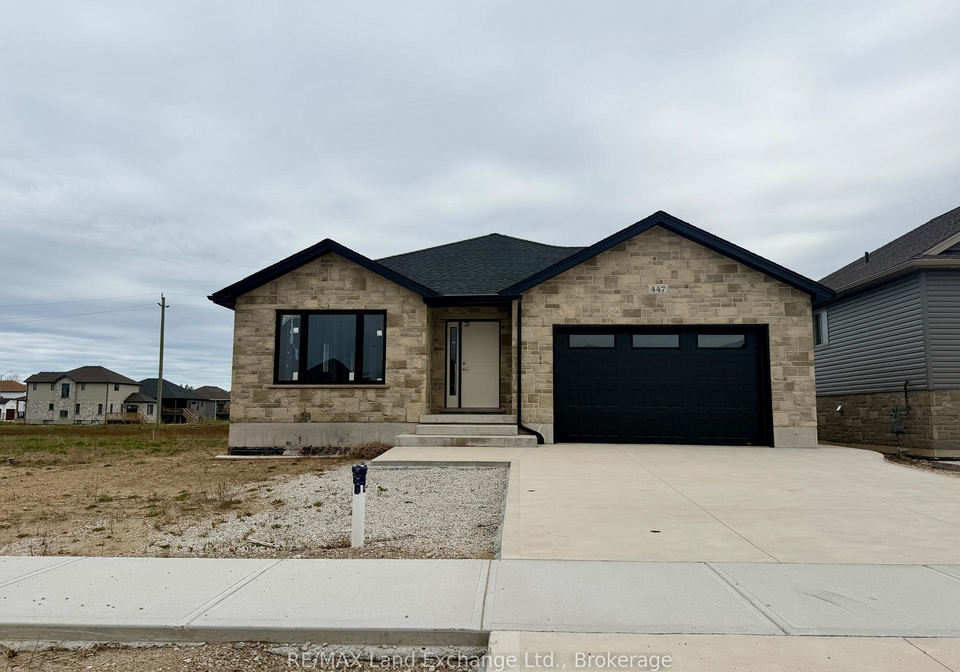 447-burnside-street-saugeen-shores-ontario-x13091230