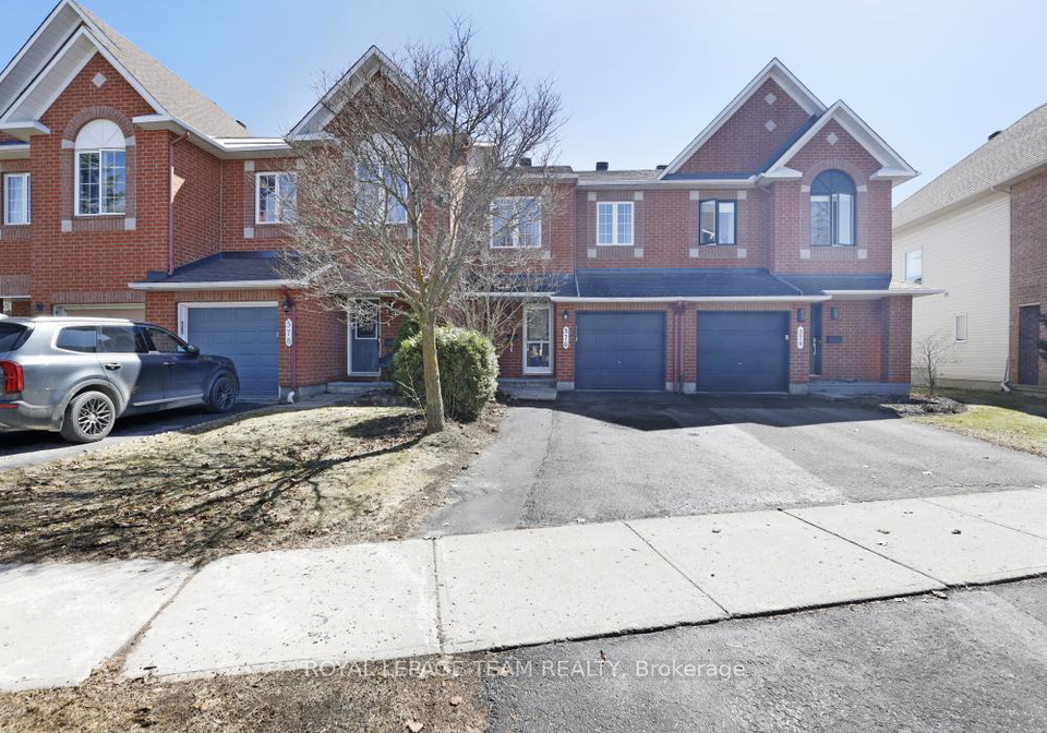 576-chardonnay-drive-ottawa-ontario-x13091450