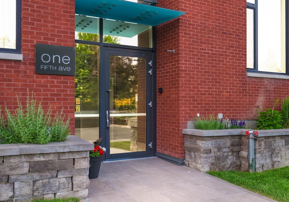 1-fifth-avenue-ottawa-ontario-x13091464