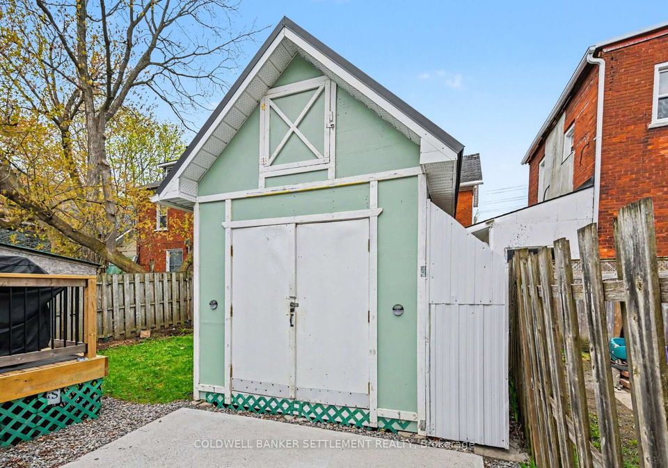 48-ogden-avenue-smiths-falls-ontario-x13091470