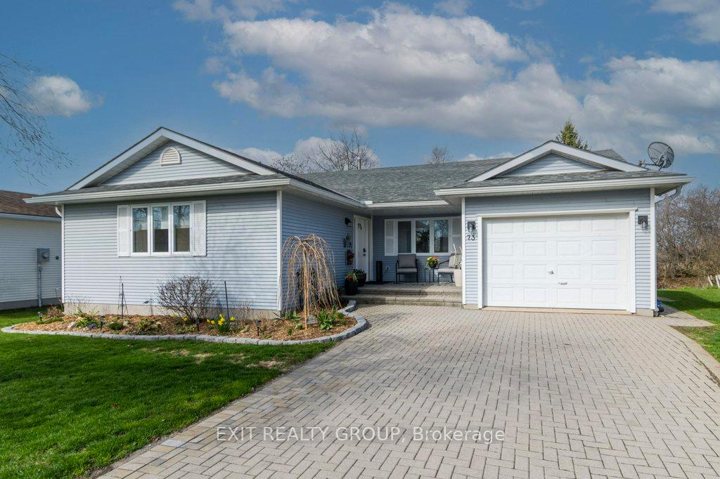 73-sand-banks-court-prince-edward-county-ontario-x13091570