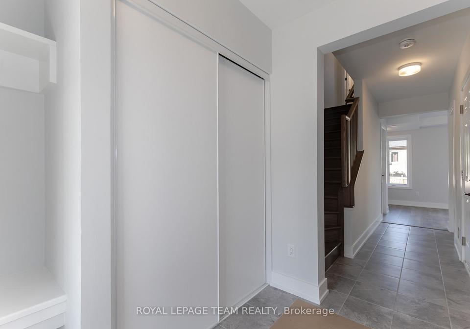 748-kinstead-private-ottawa-ontario-x13091662