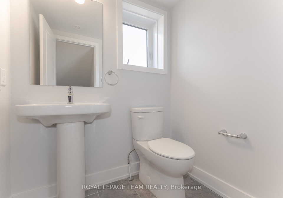 748-kinstead-private-ottawa-ontario-x13091662