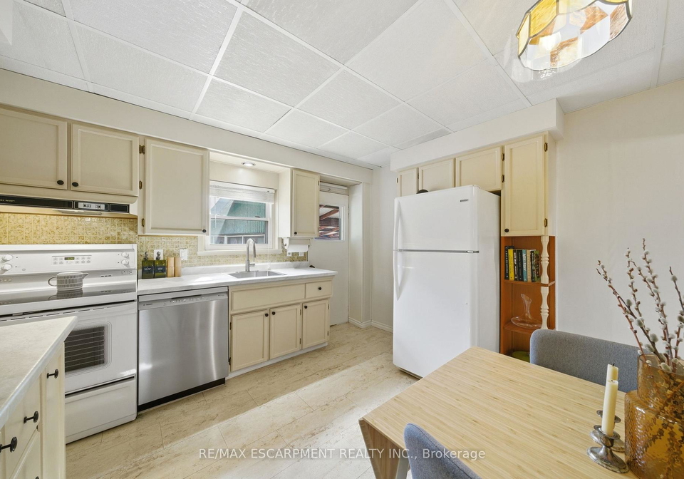752-ninth-avenue-hamilton-ontario-x13091686