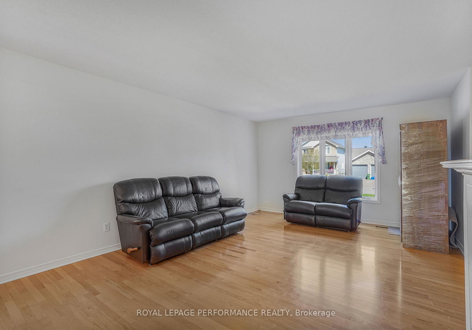 28-campbell-court-russell-ontario-x13091690
