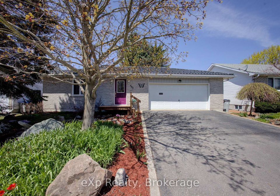 685-reserve-avenue-s-north-perth-ontario-x13091708