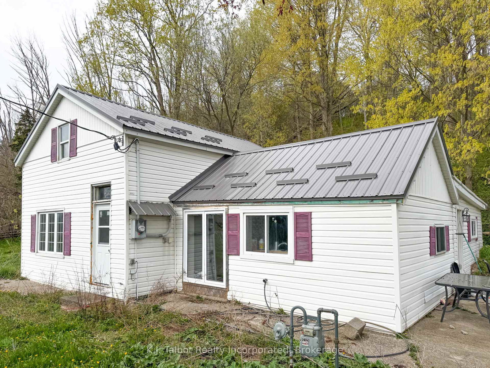 34002-saltford-road-goderich-ontario-x13091718