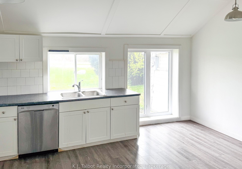 34002-saltford-road-goderich-ontario-x13091718