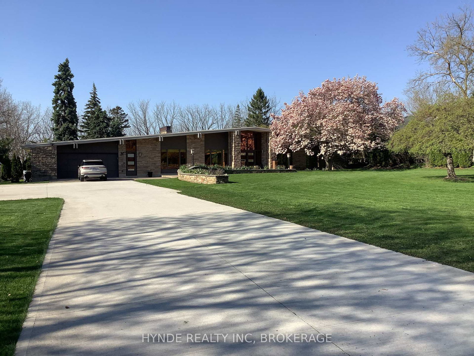 24-woodmount-drive-st-catharines-ontario-x13091824