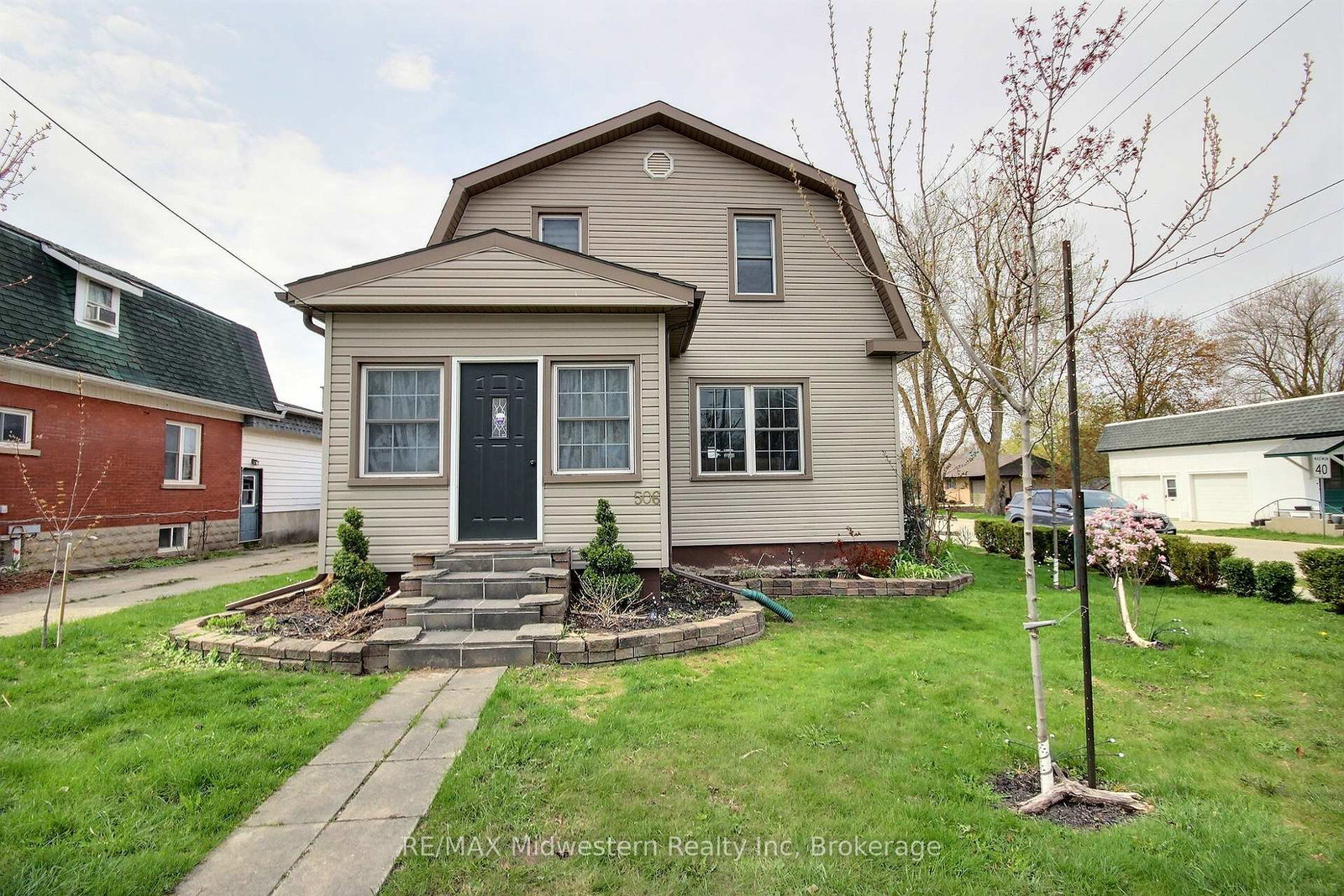 506-main-street-e-north-perth-ontario-x13091858