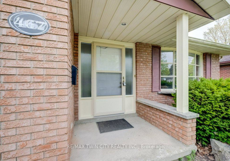 467-redfox-road-waterloo-ontario-x13091914