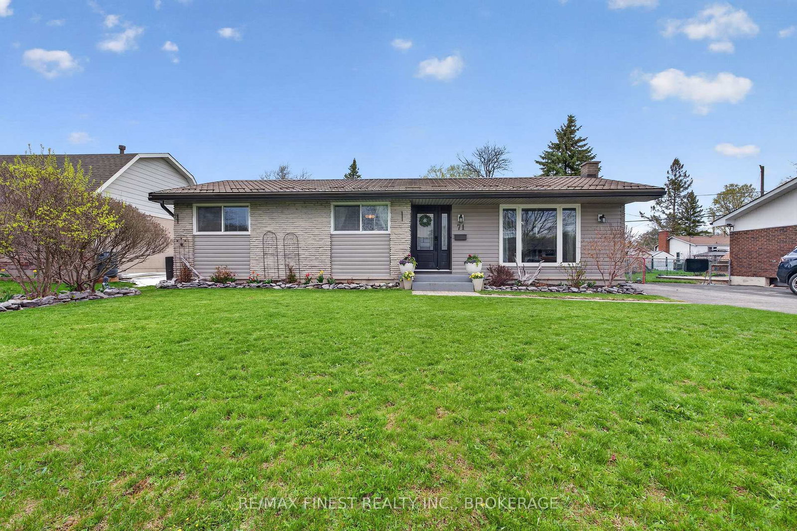 71-littlefield-drive-loyalist-ontario-x13091968