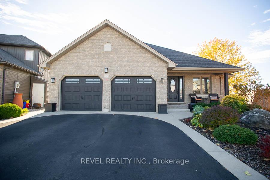 9-davey-court-haldimand-ontario-x13092126