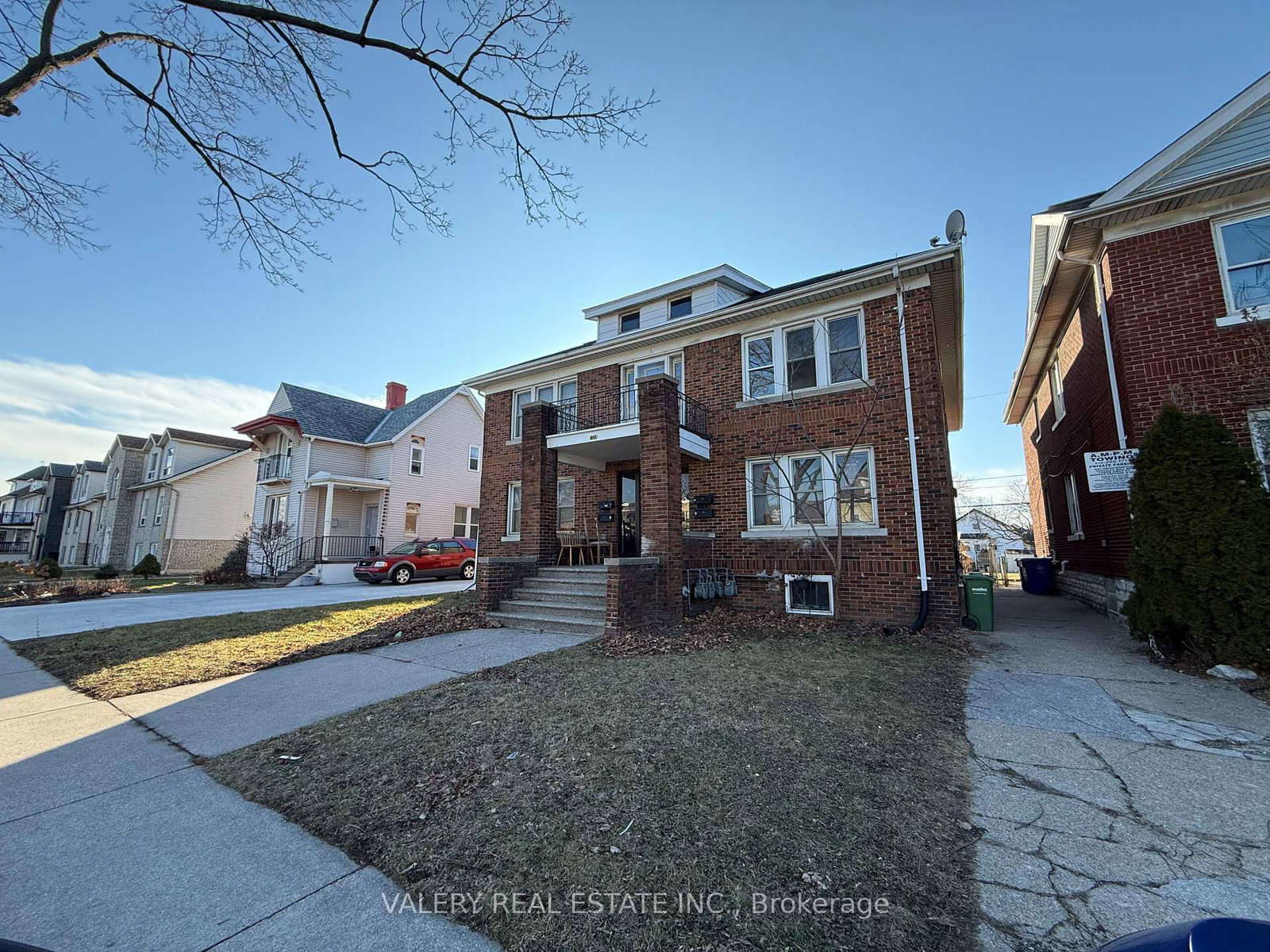 1093-howard-avenue-windsor-ontario-x13092302