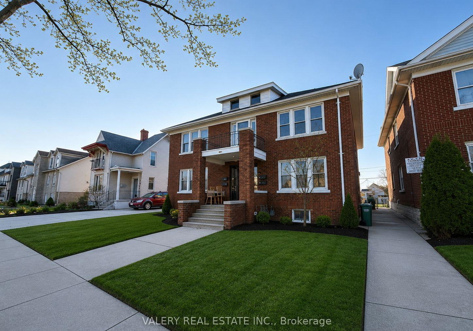 1093-howard-avenue-windsor-ontario-x13092302