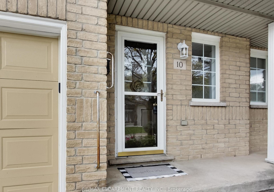 104-frances-avenue-hamilton-ontario-x13092408