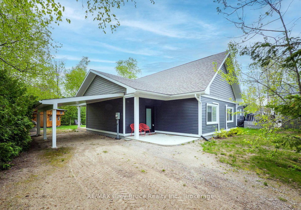 32-southampton-parkway-south-bruce-peninsula-ontario-x13092456