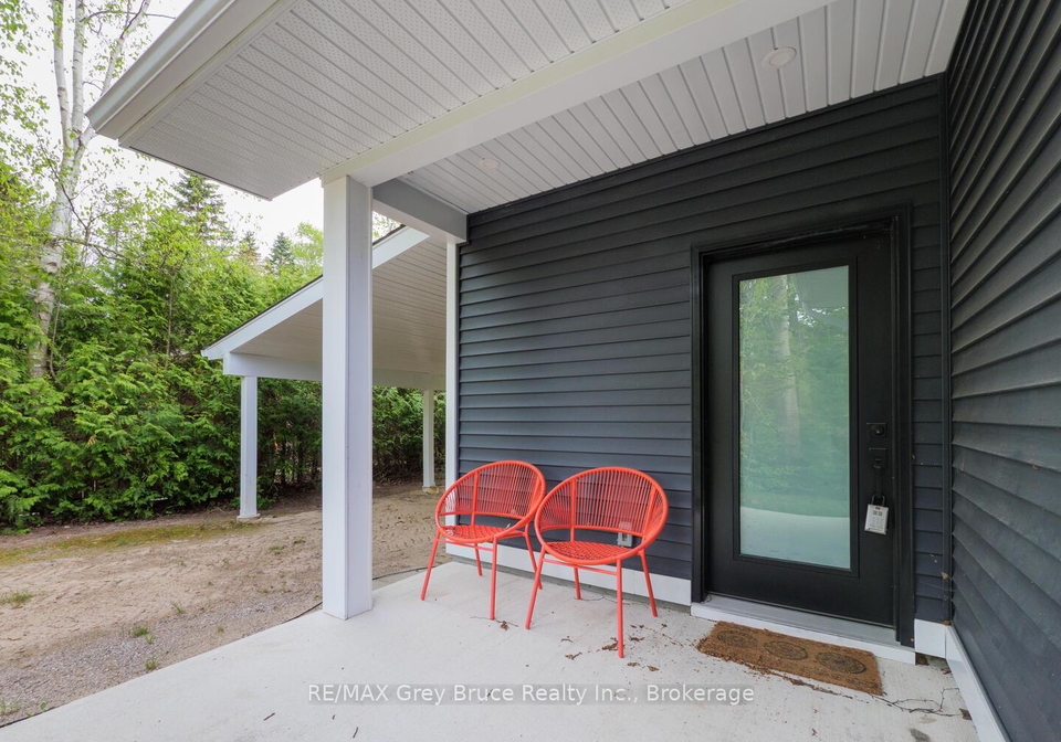 32-southampton-parkway-south-bruce-peninsula-ontario-x13092456