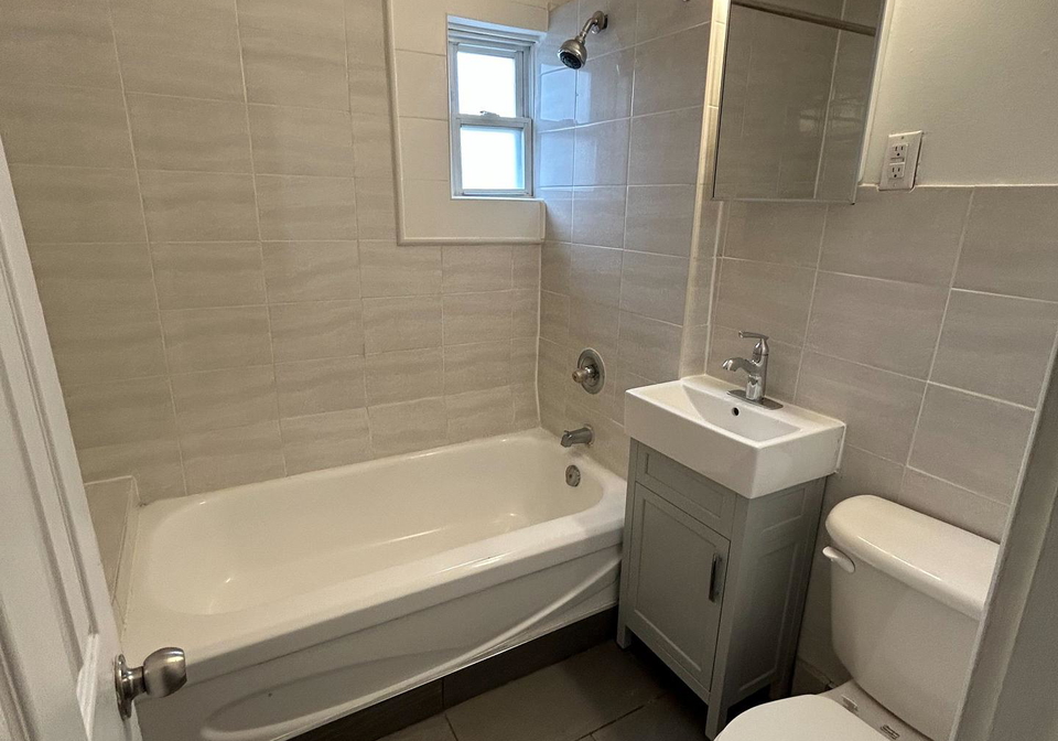 883-somerset-street-w-ottawa-ontario-x13092490