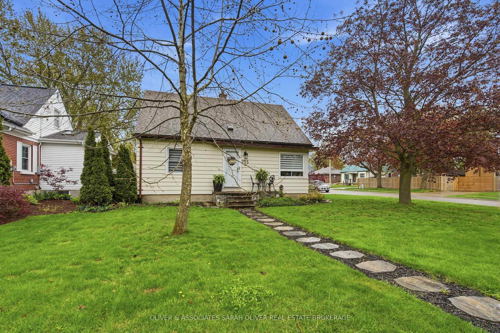 755-victoria-street-london-east-ontario-x13092500