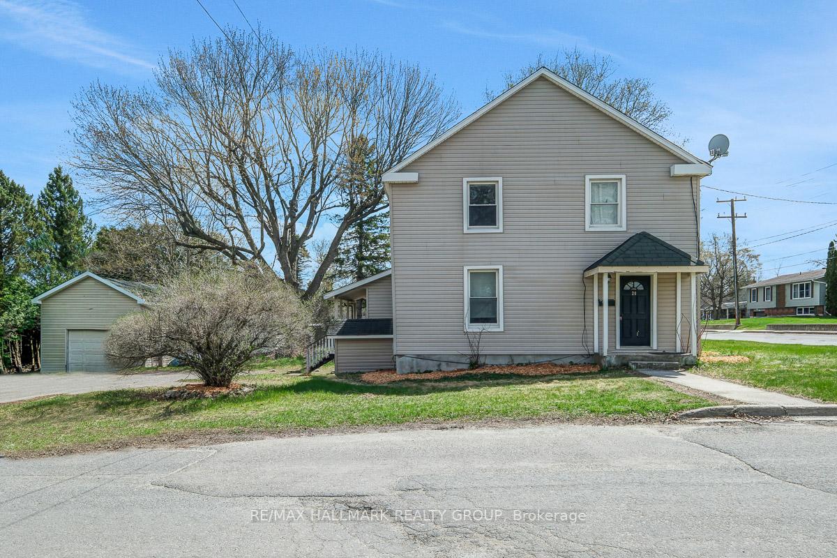 20-brock-street-s-perth-ontario-x13092718