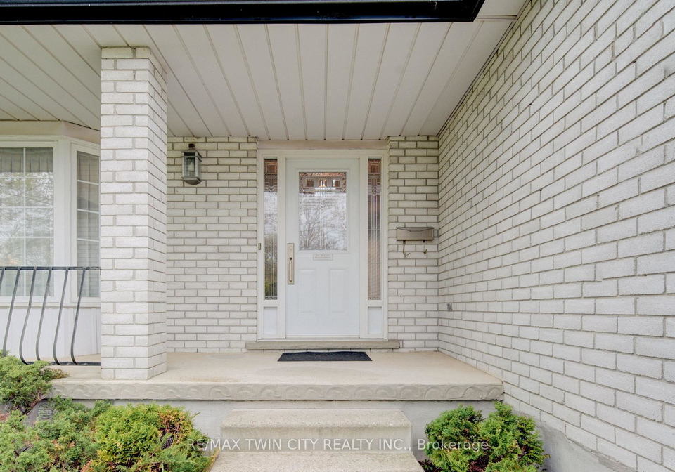 112-west-acres-crescent-kitchener-ontario-x13092732