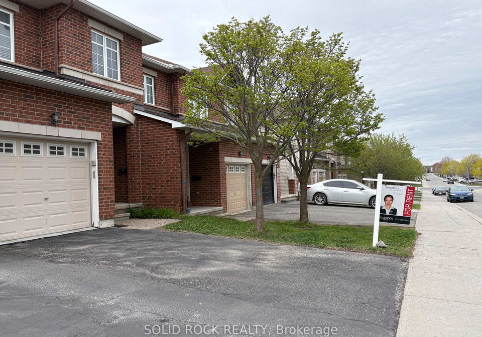 202-portrush-avenue-ottawa-ontario-x13092876